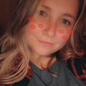 Meet your Posher, Deanna